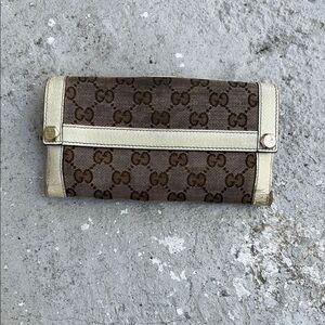 Vintage Gucci monogram continental wallet